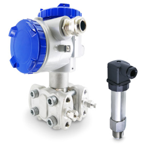whats the difference between pressure transducer and pressure transmitter
